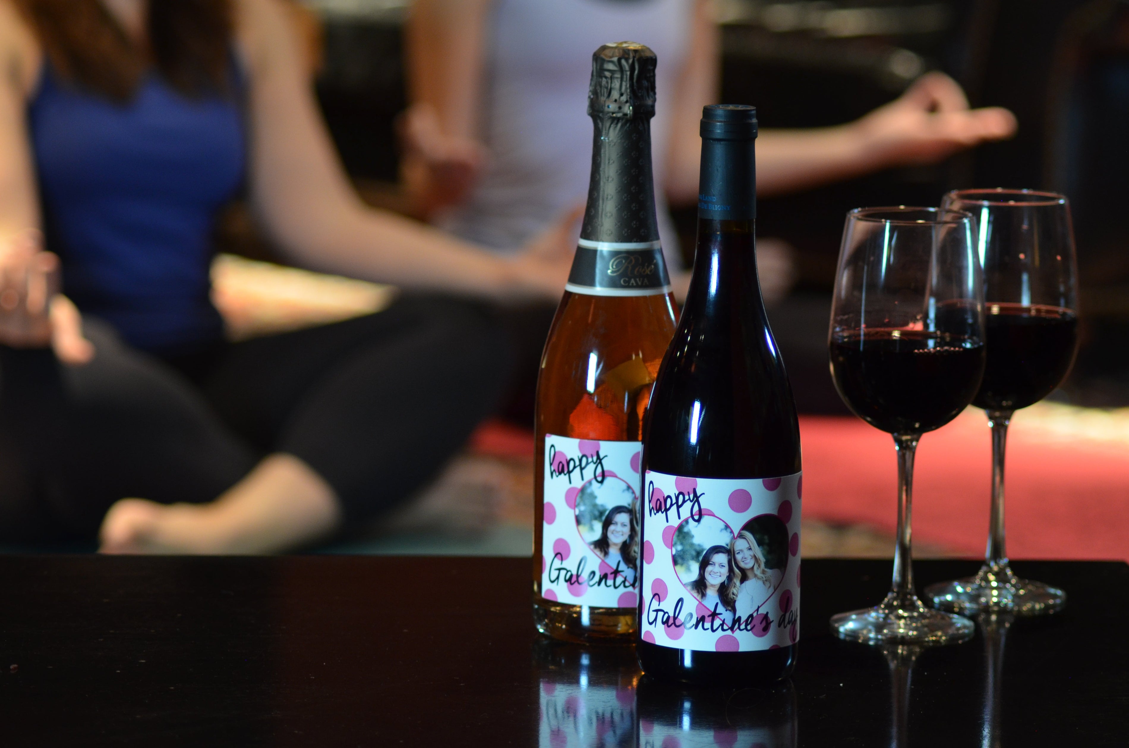 Valentine’s Day Gifts For Her 2017: 5 Unique Presents To Get Your Girlfriend, Wife This Holiday