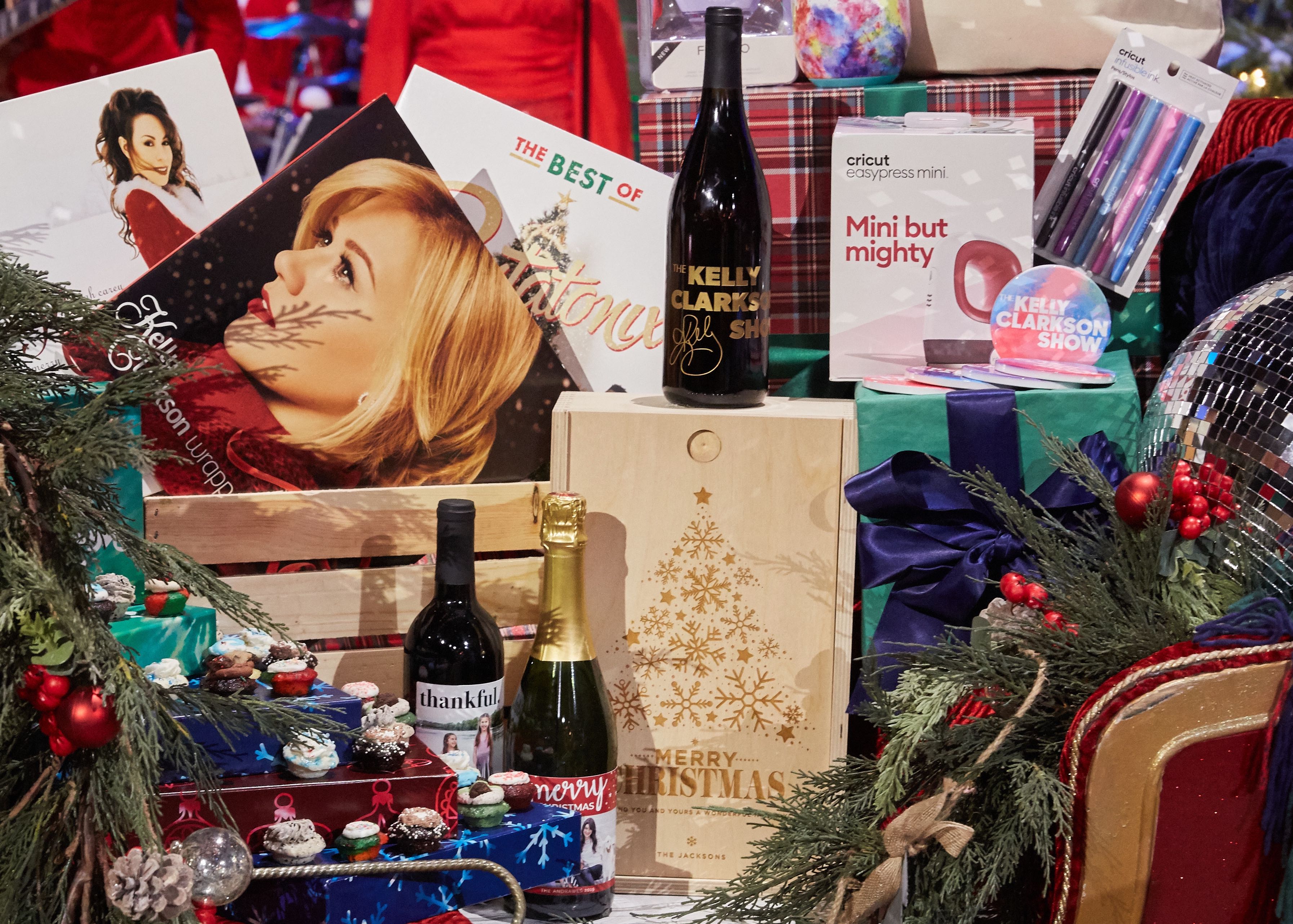 Personal Wine Featured on the Kelly Clarkson Show Gift Guide