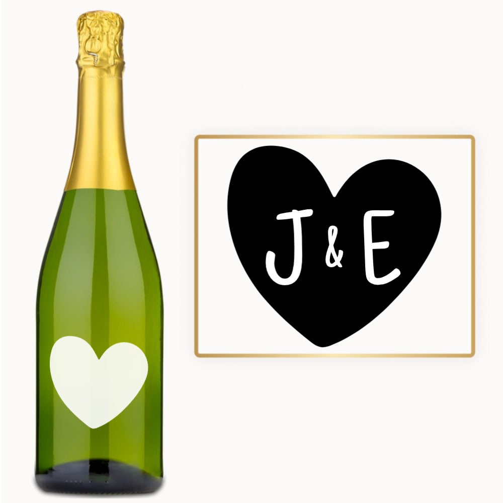Heart Monogram – Engraved Anniversary Wine
