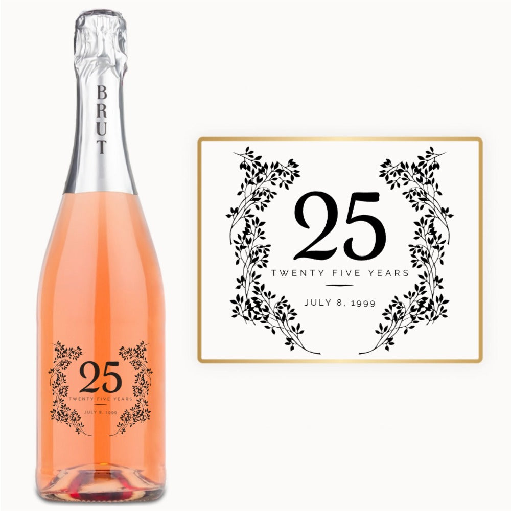 Elegant Milestone Wreath – Engraved Anniversary Wine