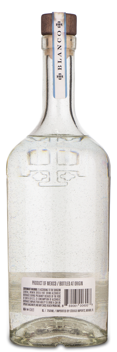 Código 1530 Blanco Tequila bottle with a wooden cap; back label and barcode are visible.