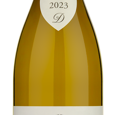 Wine bottle of Domaine Delaporte Sancerre Ileze 2023 on a white background